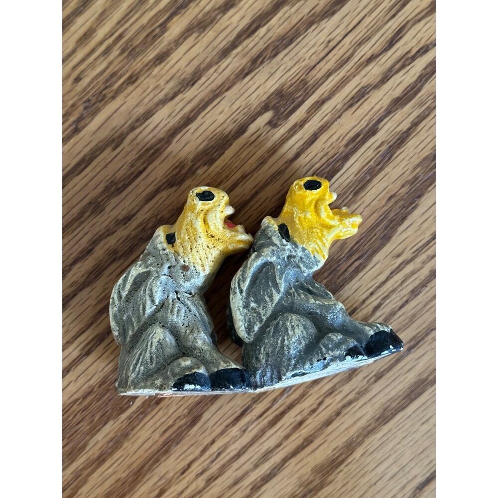 Vintage Ceramic Lion Figurines - Set Of 2 Hand-Painted Decorative Miniatures